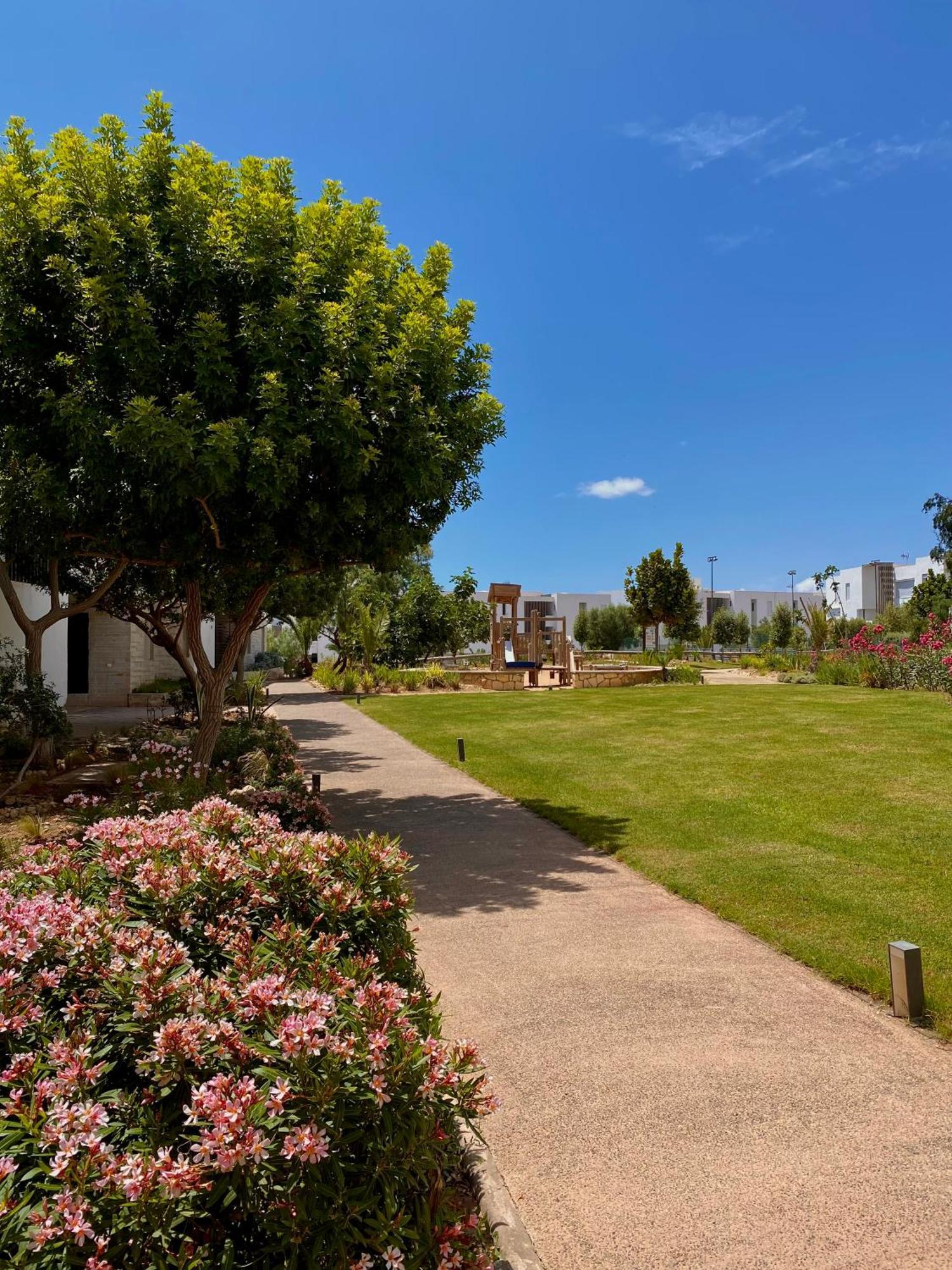 Luxurious Golf & Sea View Beach Apartment With Pool Access - Tamourrit, Taghazout Bay Eksteriør billede